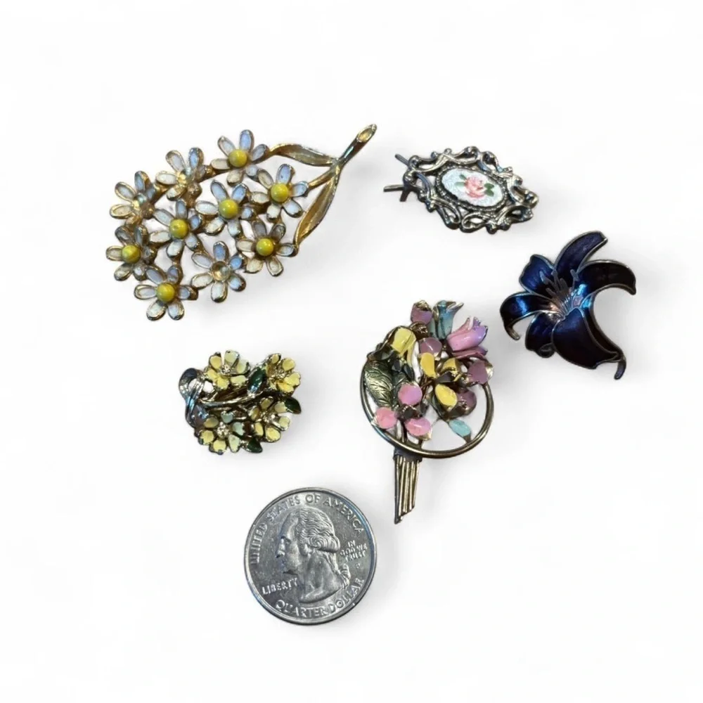 Vintage Mid Century Modern Floral Brooch Earring Hair Clip Lot